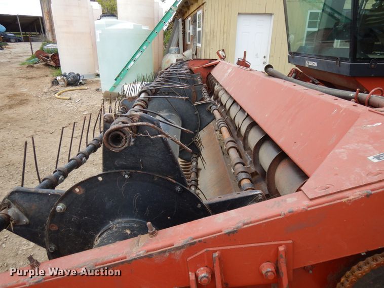 image for item IT9399 1994 Hesston 8400  windrower