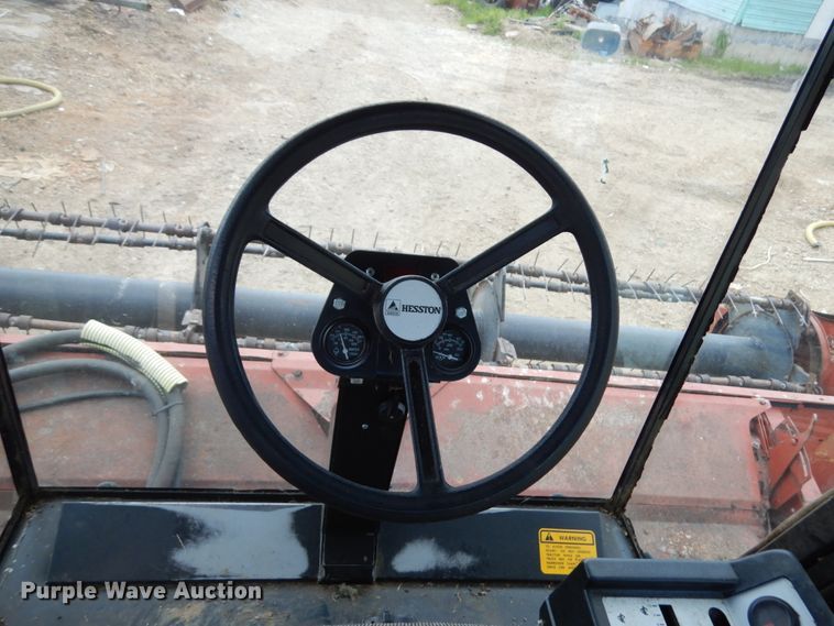 image for item IT9399 1994 Hesston 8400  windrower