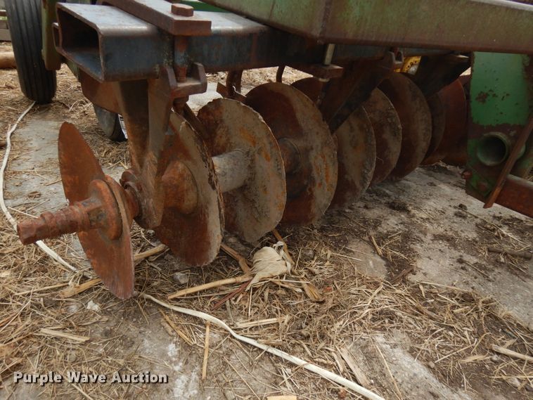 image for item IT9402 John Deere 1710A  disk ripper
