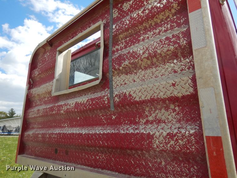 image for item IT9404 1987 Freightliner FLC-64T  semi truck