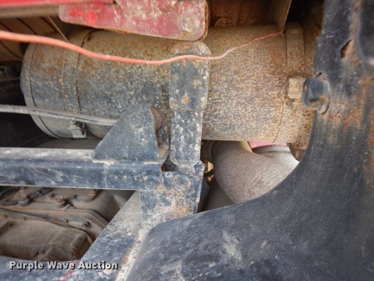 image for item IT9404 1987 Freightliner FLC-64T  semi truck