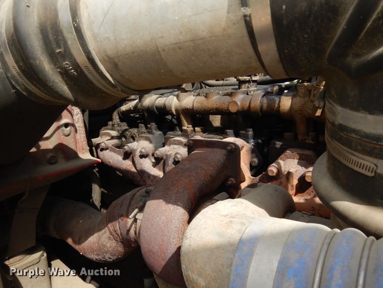 image for item IT9404 1987 Freightliner FLC-64T  semi truck