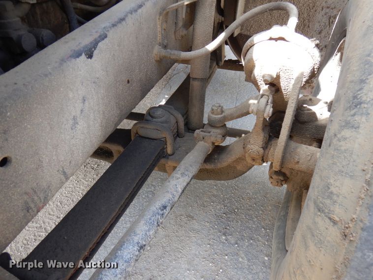 image for item IT9404 1987 Freightliner FLC-64T  semi truck