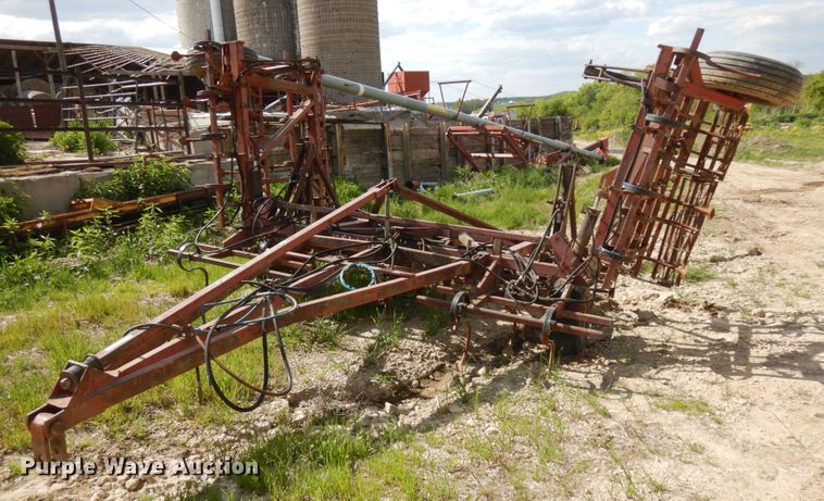 image for item IT9409 Ber-vac  field cultivator