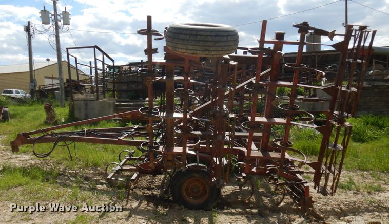 image for item IT9409 Ber-vac  field cultivator