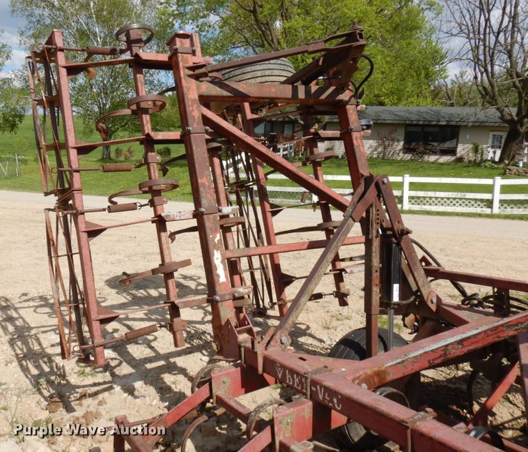 image for item IT9409 Ber-vac  field cultivator