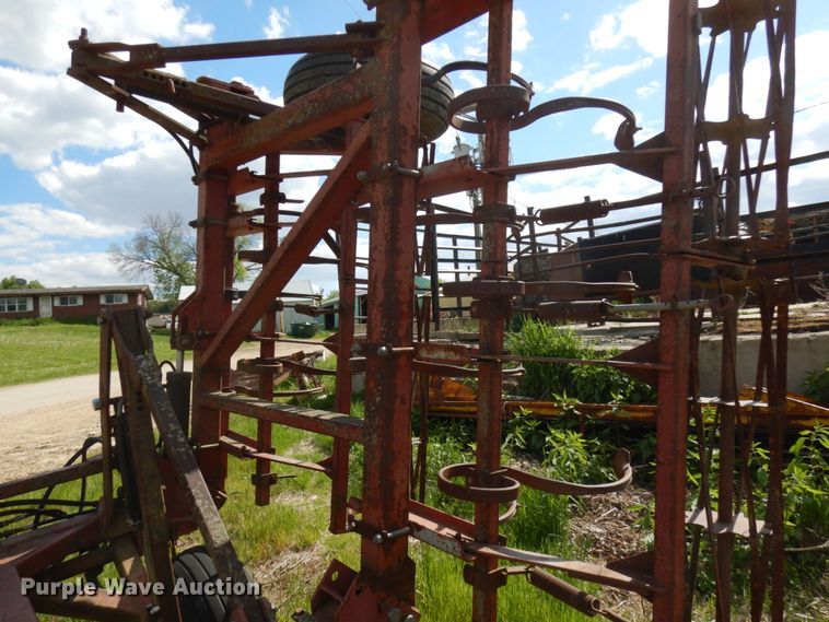 image for item IT9409 Ber-vac  field cultivator