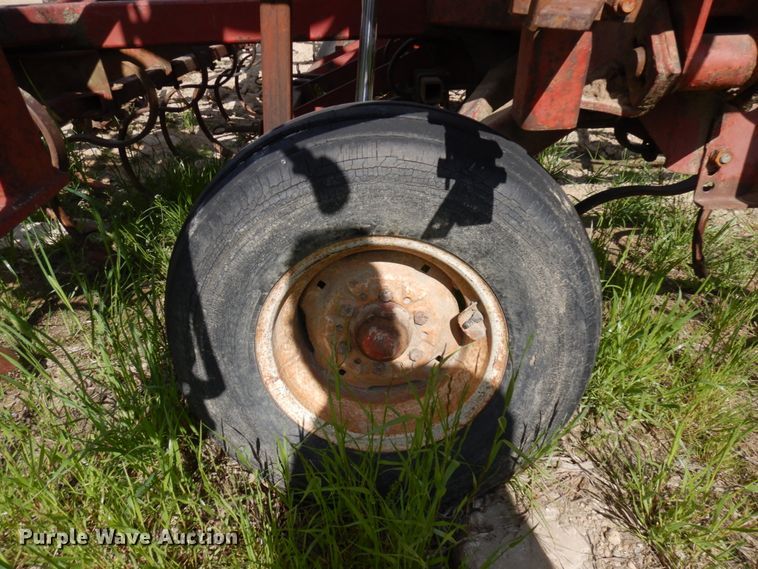 image for item IT9409 Ber-vac  field cultivator