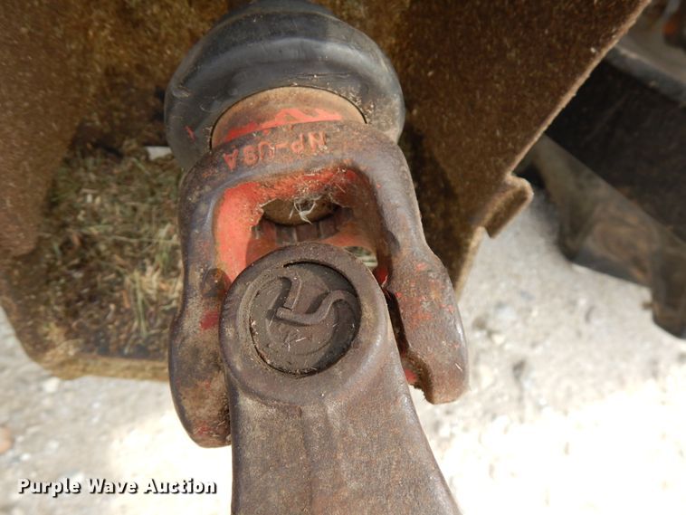 image for item IT9443 H&S 270  manure spreader