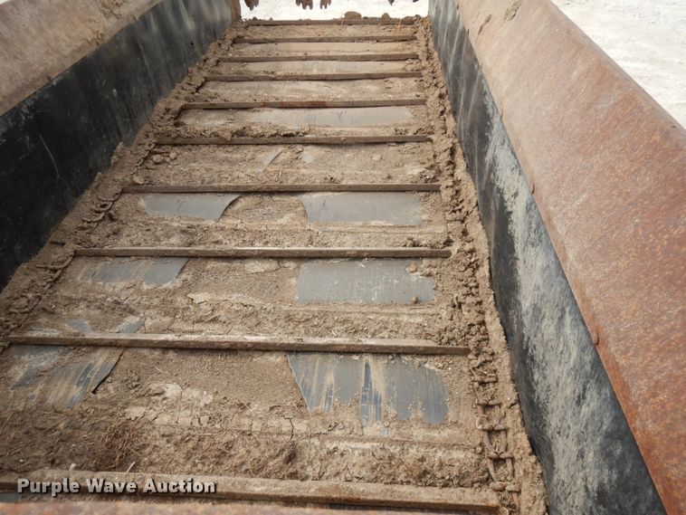 image for item IT9443 H&S 270  manure spreader