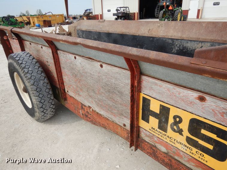 image for item IT9443 H&S 270  manure spreader