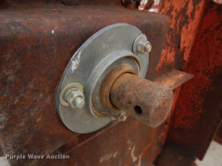 image for item IT9443 H&S 270  manure spreader