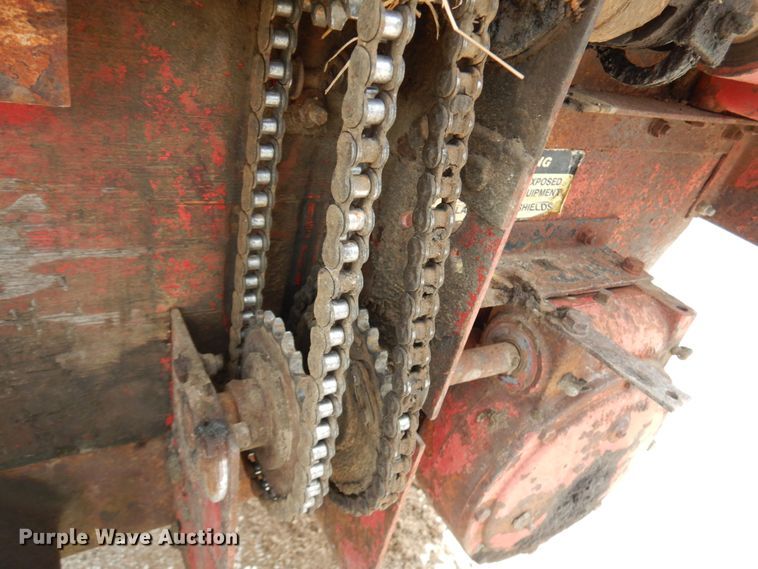 image for item IT9443 H&S 270  manure spreader