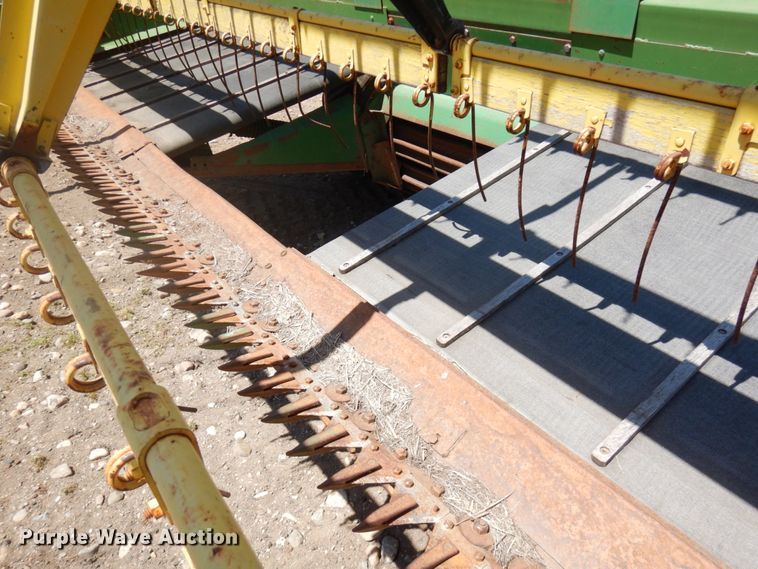 image for item IT9463 1978 John Deere 800  windrower