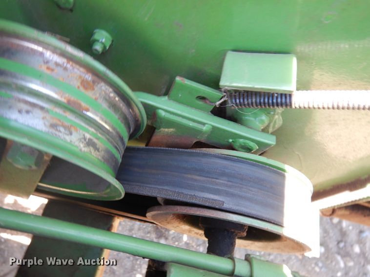 image for item IT9463 1978 John Deere 800  windrower