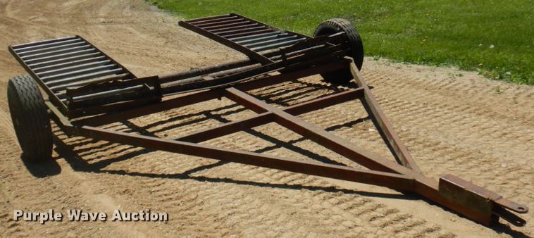 image for item IT9463 1978 John Deere 800  windrower