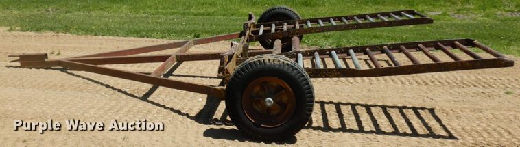 image for item IT9463 1978 John Deere 800  windrower