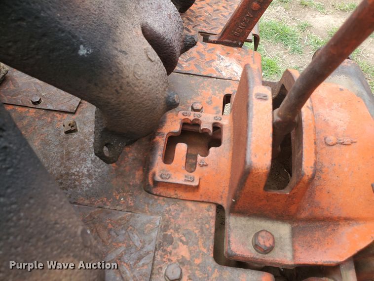 image for item IU9544 1963 Case 930 Comfort King  tractor