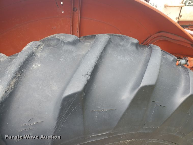 image for item IU9544 1963 Case 930 Comfort King  tractor