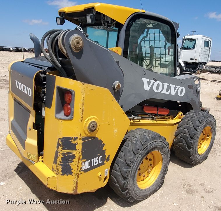 image for item IX9925 2014 Volvo MC 115C  skid steer loader