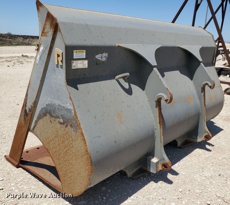 image for item IX9939 Rockland LB  108"W bucket