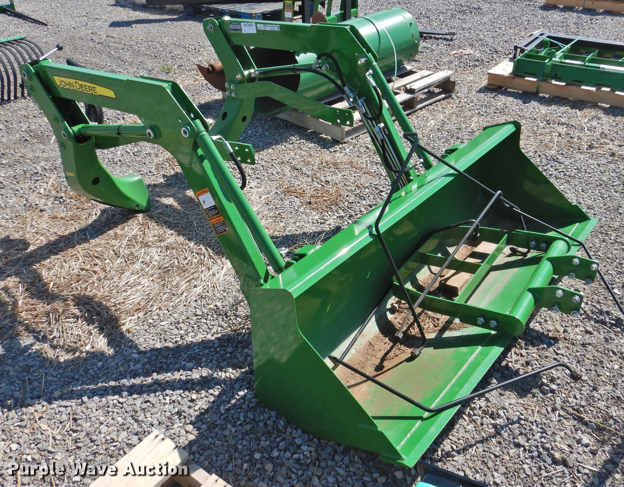 John Deere D160 loader in Pampa, TX Item HQ9255 sold Purple Wave