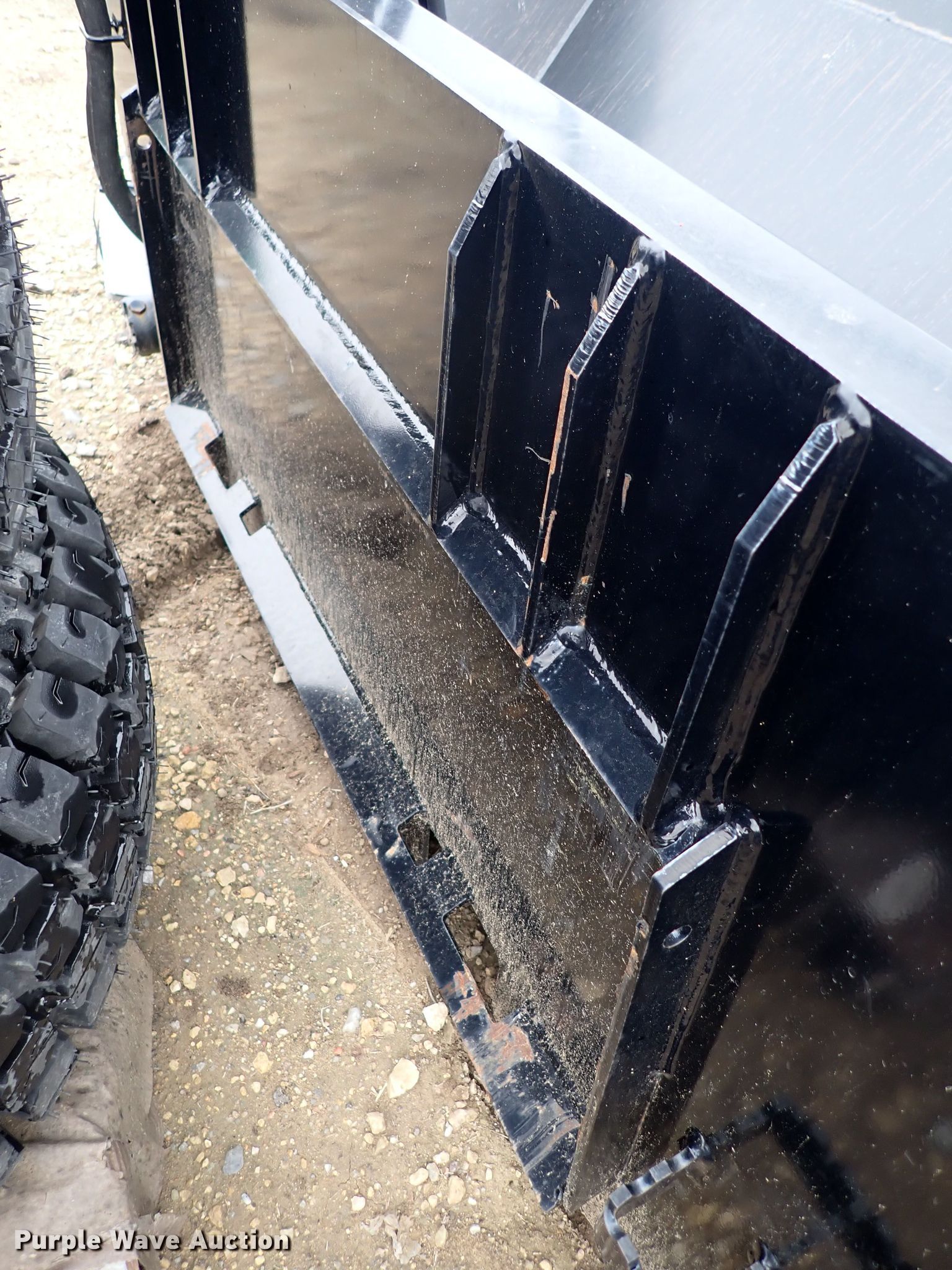 2017 John Deere SA72 72"W skid steer side discharge bucket in Wichita