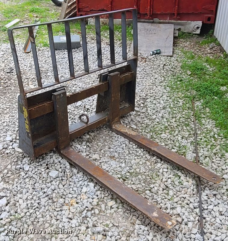 image for item HM9856 42"L skid steer forks