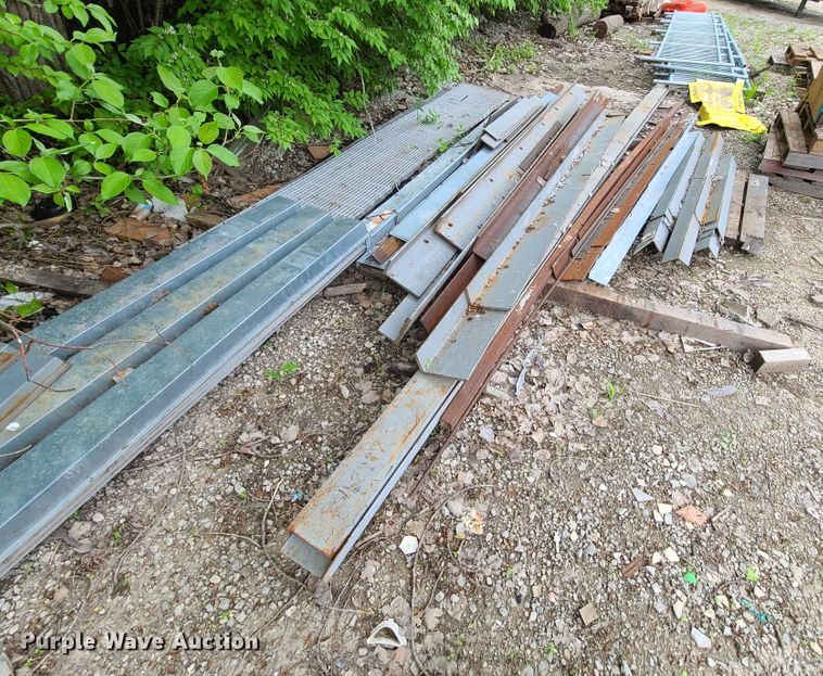 image for item HM9862 Building materials