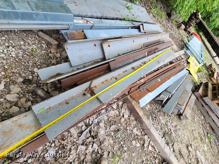 image for item HM9862 Building materials