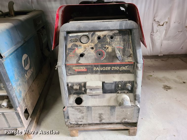 image for item HM9863 (7) welders