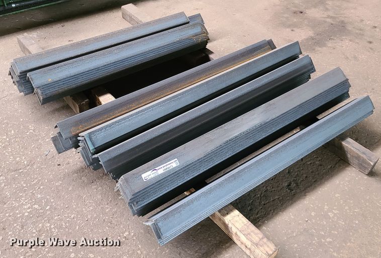 image for item HM9873 Assorted angle iron