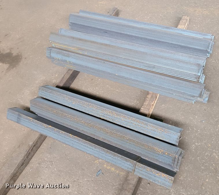 image for item HM9873 Assorted angle iron