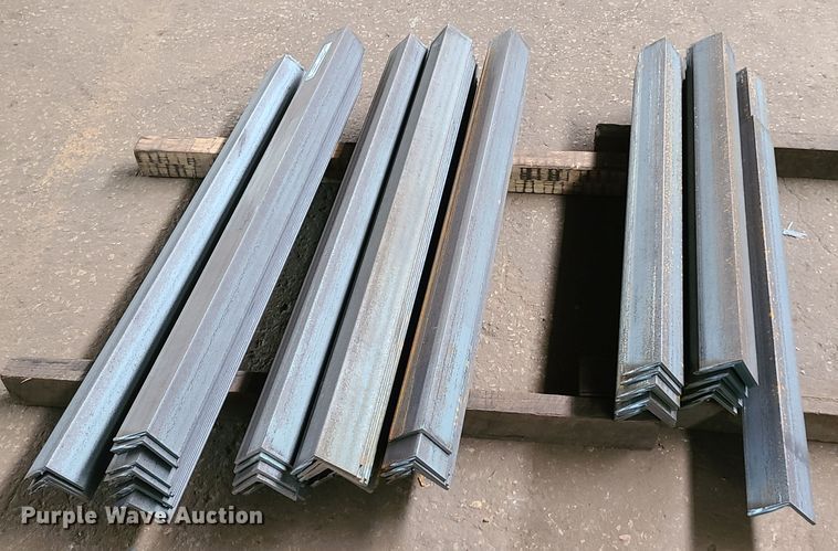 image for item HM9873 Assorted angle iron