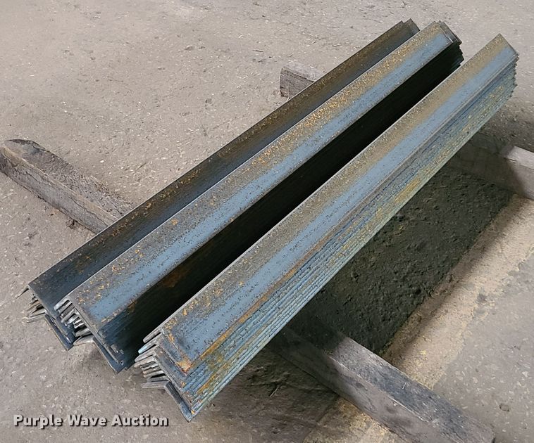 image for item HM9873 Assorted angle iron