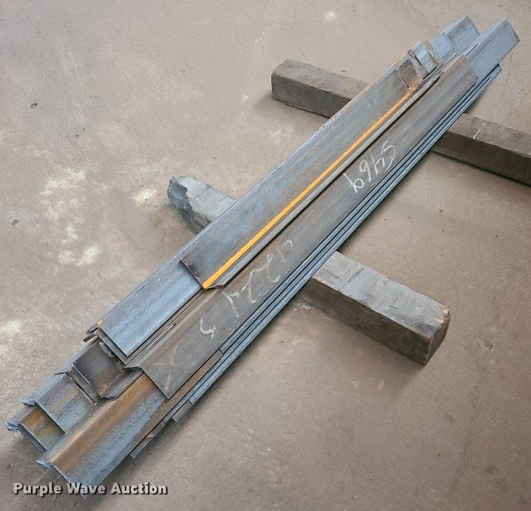 image for item HM9873 Assorted angle iron