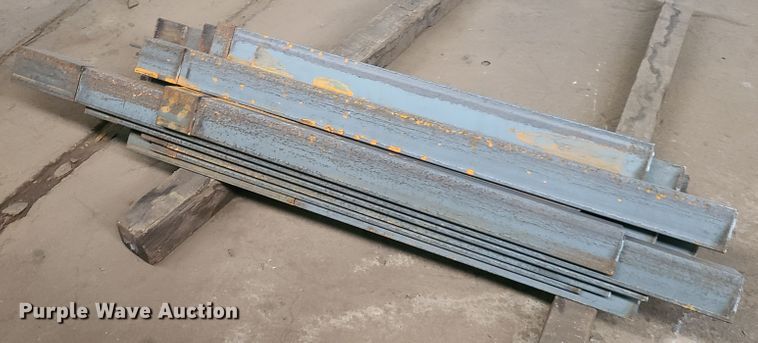 image for item HM9873 Assorted angle iron
