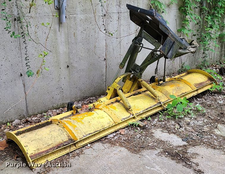 image for item HM9876 10'W skid steer snow plow