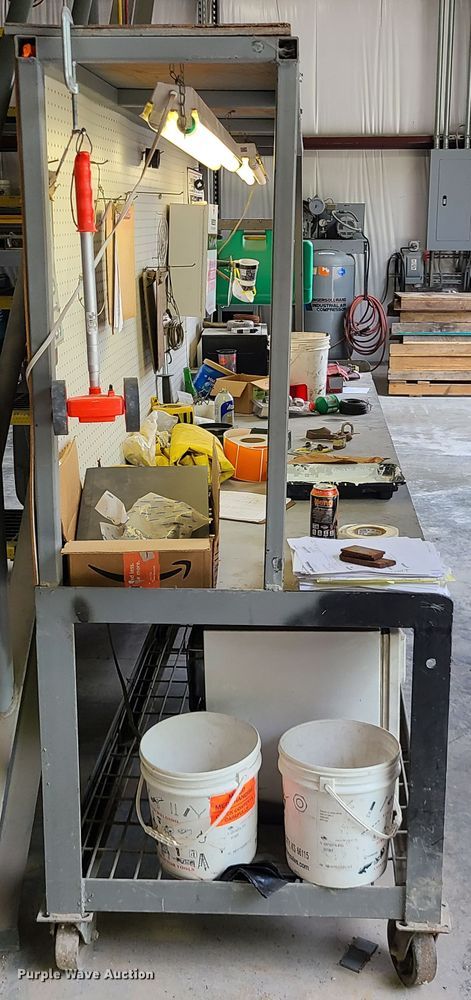 image for item IQ9135 Work bench