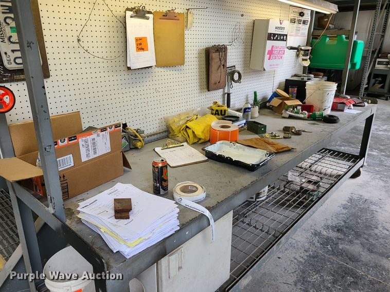 image for item IQ9135 Work bench