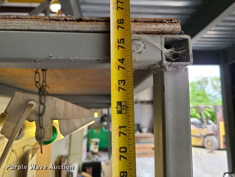 image for item IQ9135 Work bench