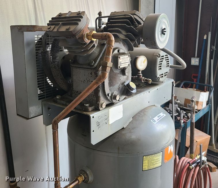 image for item IQ9136 Ingersoll Rand T30 air compressor