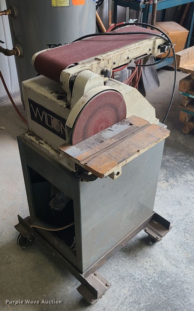 image for item IQ9137 Wilton 4210 sander