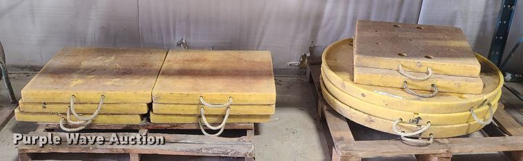 image for item IQ9139 (11) poly crane pads