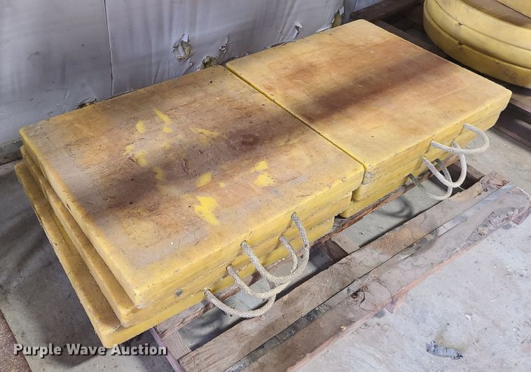 image for item IQ9139 (11) poly crane pads