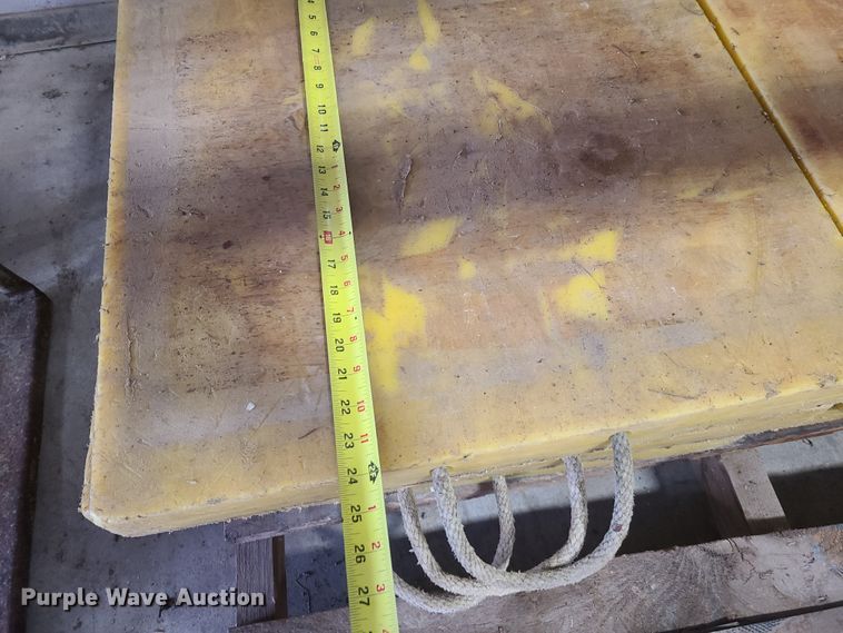 image for item IQ9139 (11) poly crane pads