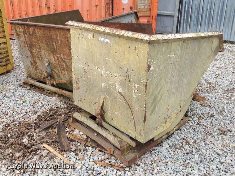 image for item IQ9155 (2) dumpsters
