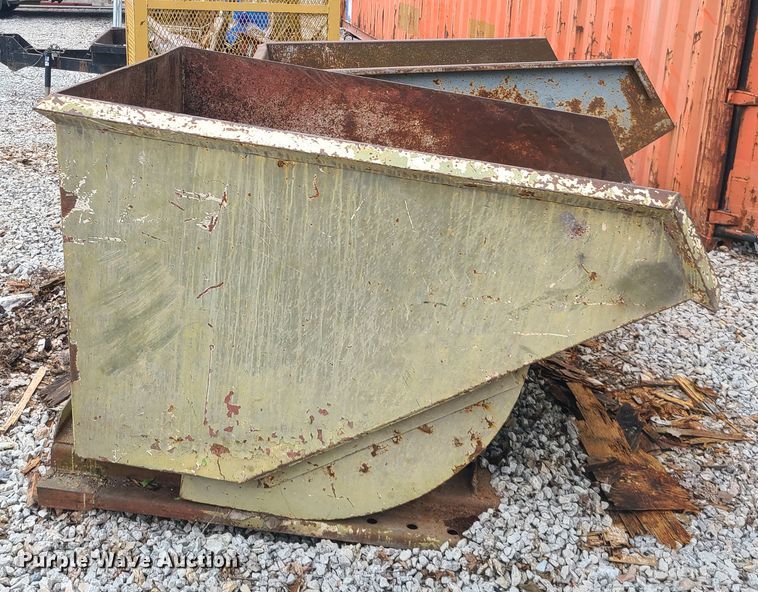 image for item IQ9155 (2) dumpsters