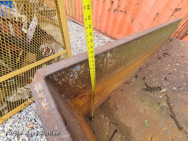 image for item IQ9155 (2) dumpsters