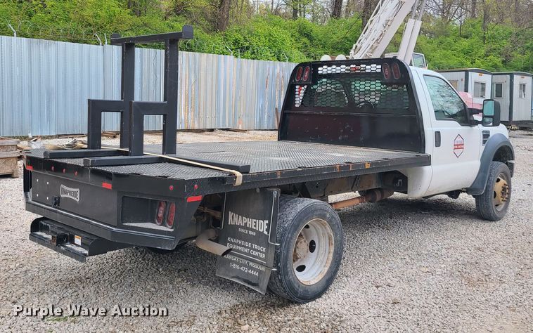 image for item IQ9174 2010 Ford F450 Super Duty  flatbed truck